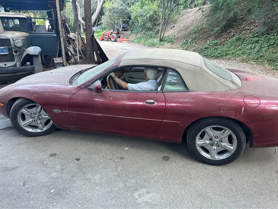 1998 Jaguar X100 XK8 - Image 2 of 2