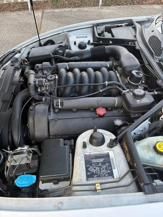1998 Jaguar X100 XK8 - Image 6 of 10