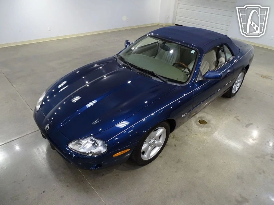 1998 Jaguar X100 XK8 - Image 9 of 12