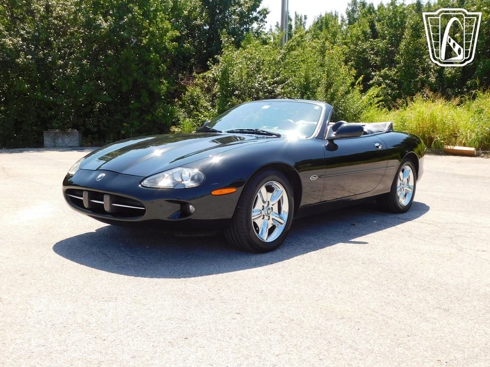 1998 Jaguar X100 XK8 - Image 11 of 12