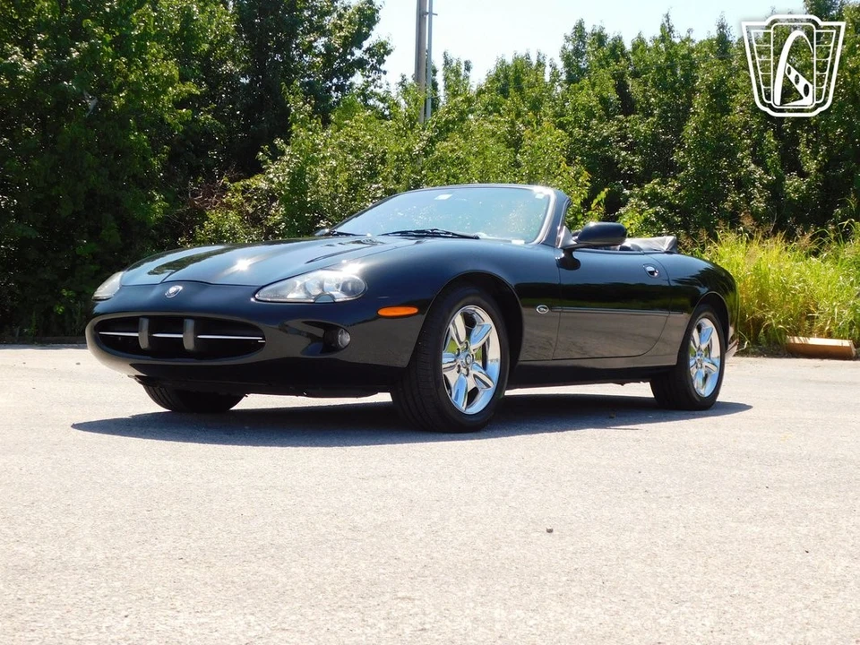 1998 Jaguar X100 XK8 - Image 10 of 12