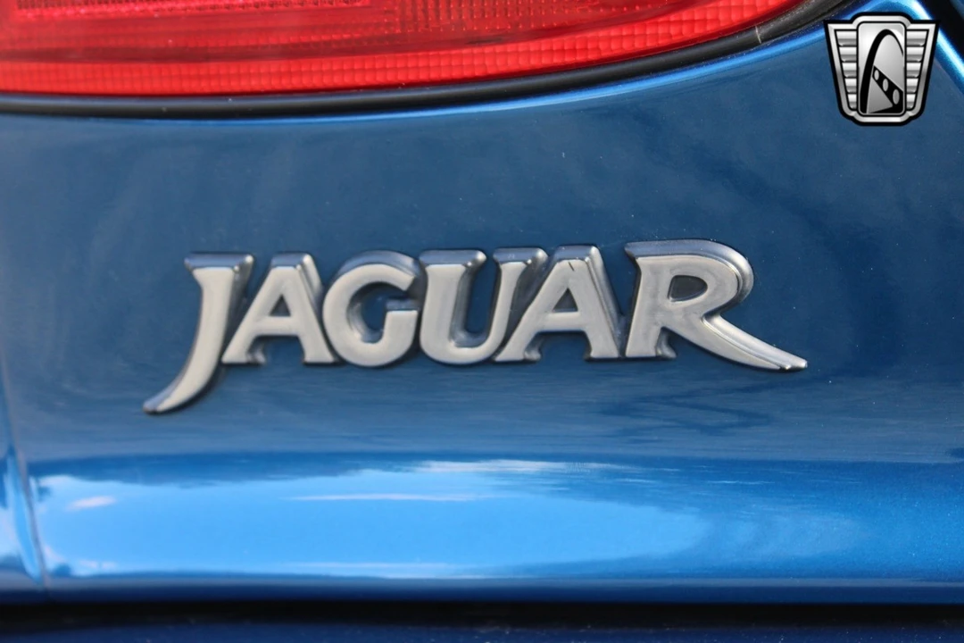 1998 Jaguar X100 XK8 - Image 11 of 12