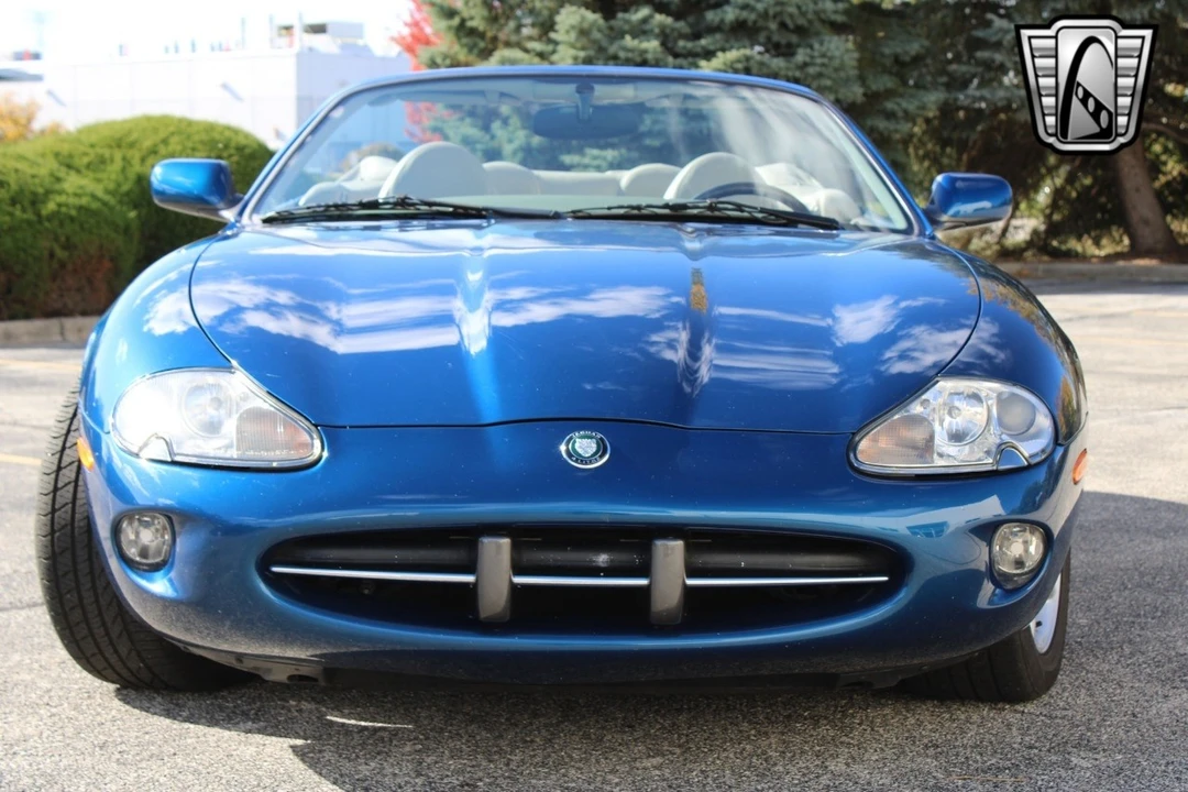 1998 Jaguar X100 XK8 - Image 10 of 12