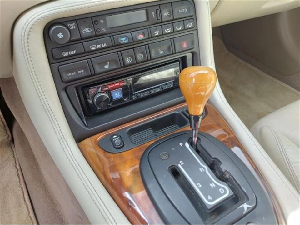 1998 Jaguar X100 XK8 - Image 9 of 14
