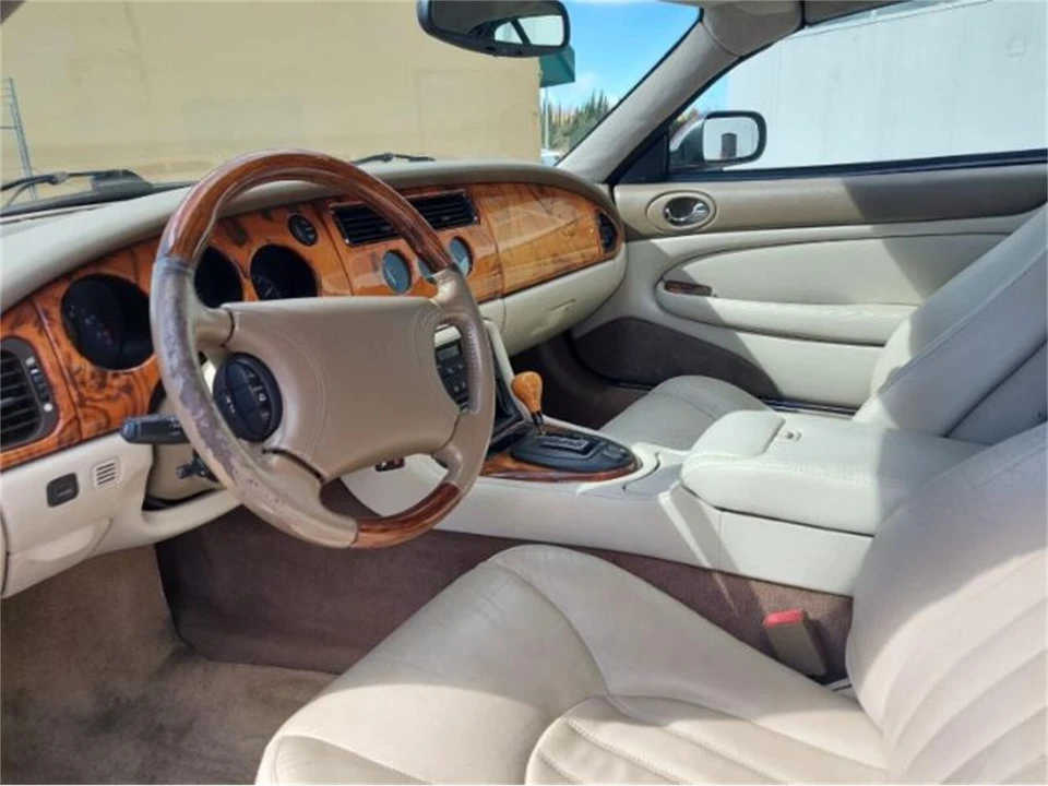 1998 Jaguar X100 XK8 - Image 11 of 14