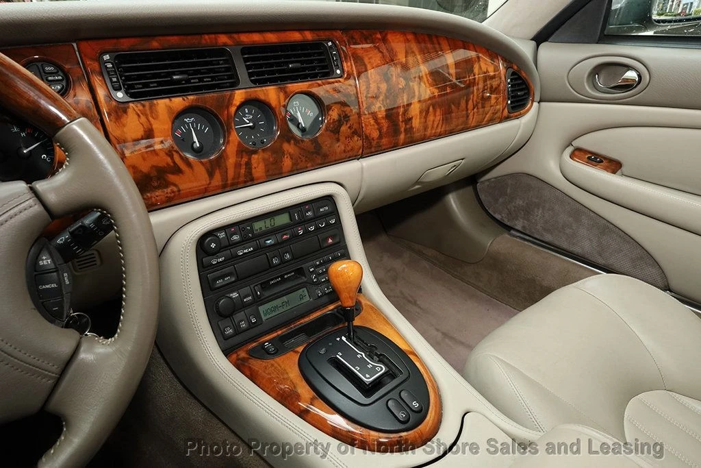 1998 Jaguar X100 XK8 - Image 10 of 12