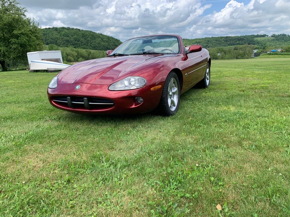 1998 Jaguar X100 XK8 - Image 4 of 12