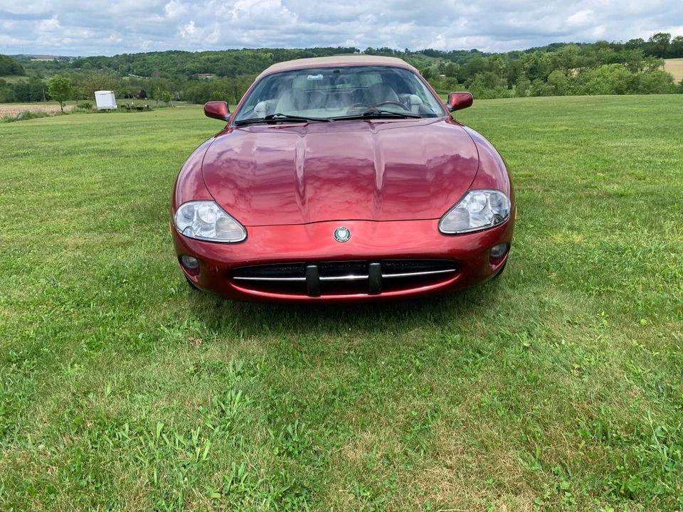 1998 Jaguar X100 XK8 - Image 9 of 12