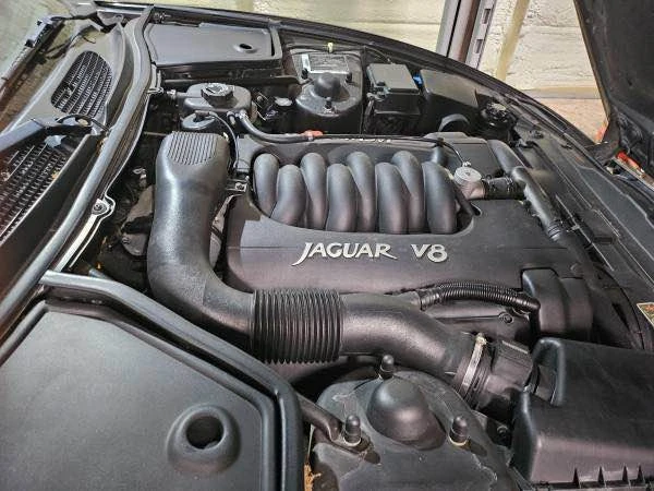 1998 Jaguar X100 XK8 - Image 5 of 7