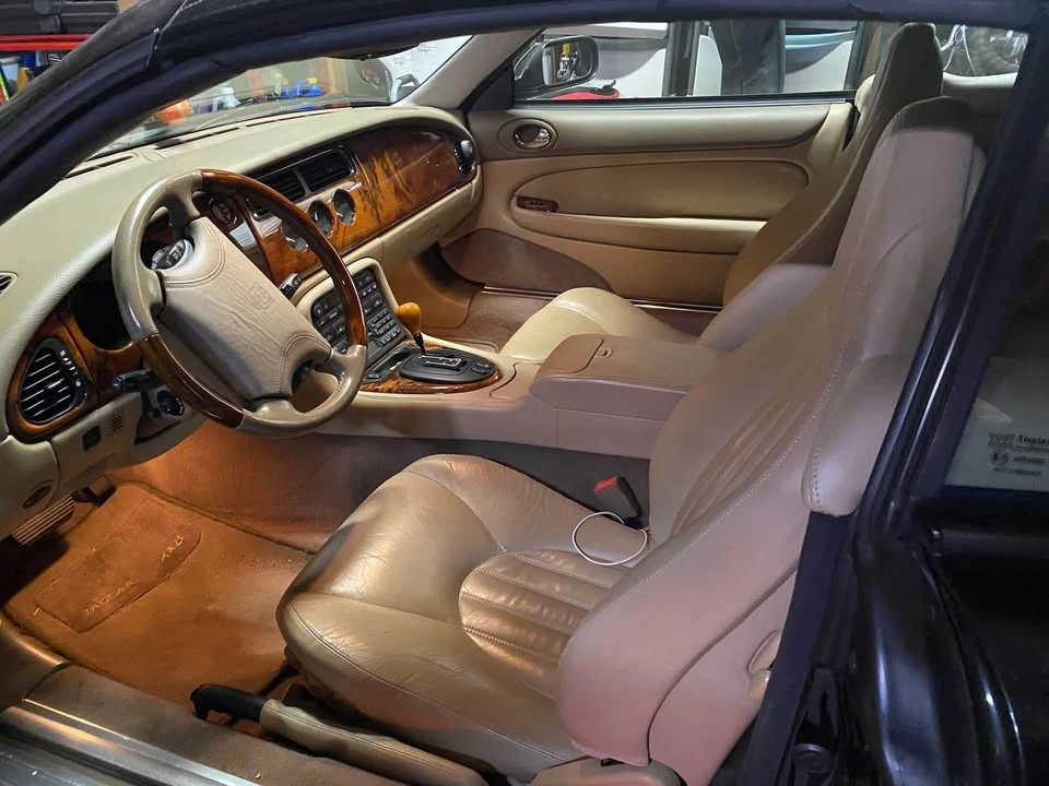 1998 Jaguar X100 XK8 - Image 5 of 7