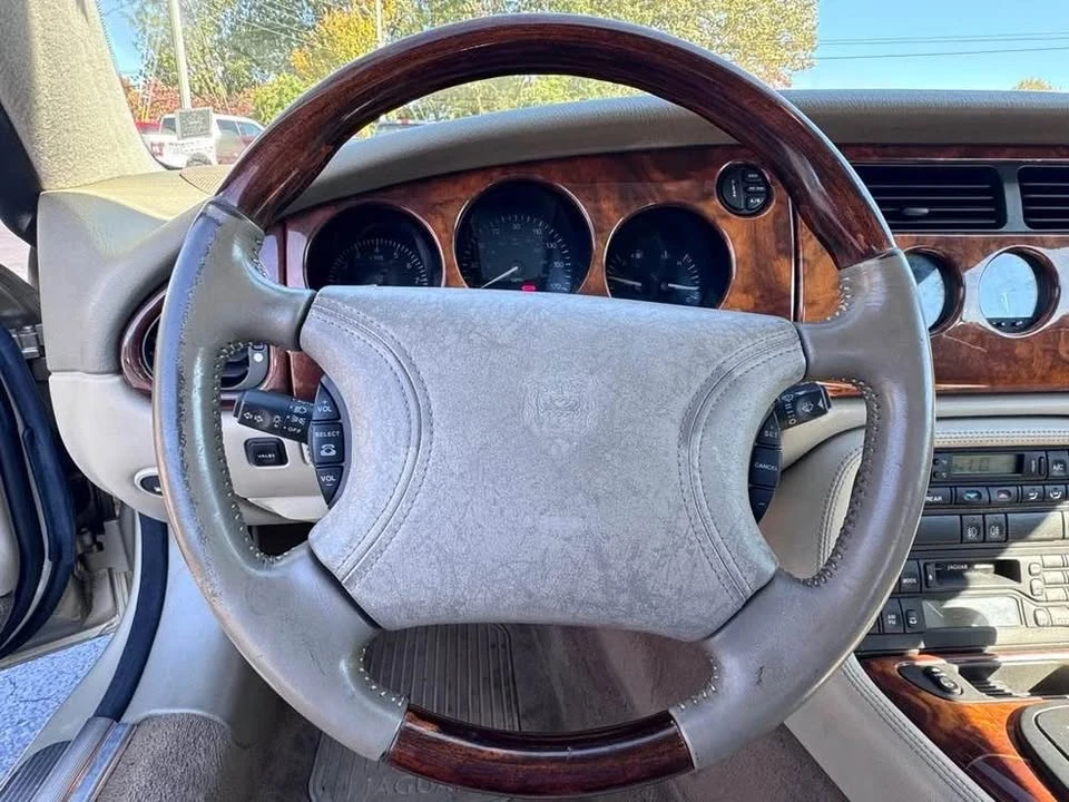 1998 Jaguar X100 XK8 - Image 5 of 18