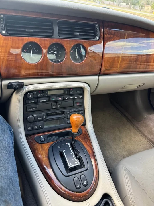 1998 Jaguar X100 XK8 - Image 14 of 14