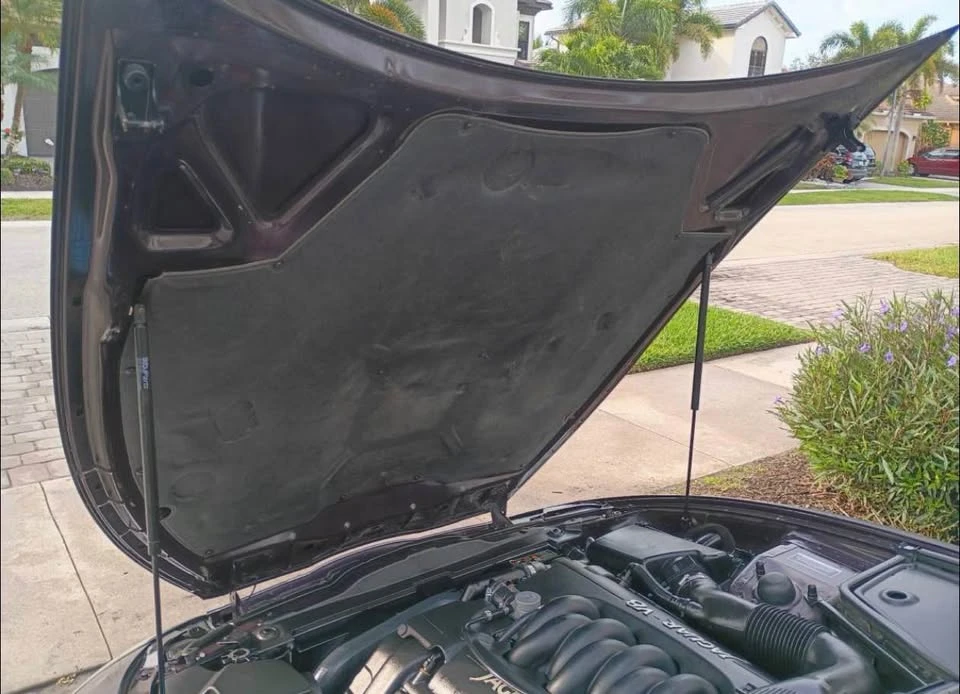 1998 Jaguar X100 XK8 - Image 16 of 17