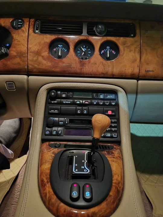 1998 Jaguar X100 XK8 - Image 3 of 19
