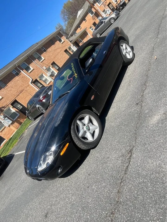 1998 Jaguar X100 XK8 - Image 2 of 6
