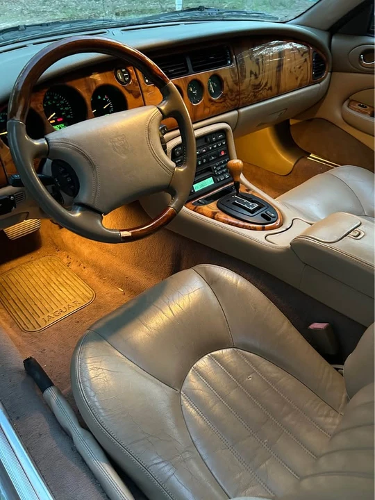 1998 Jaguar X100 XK8 - Image 5 of 8