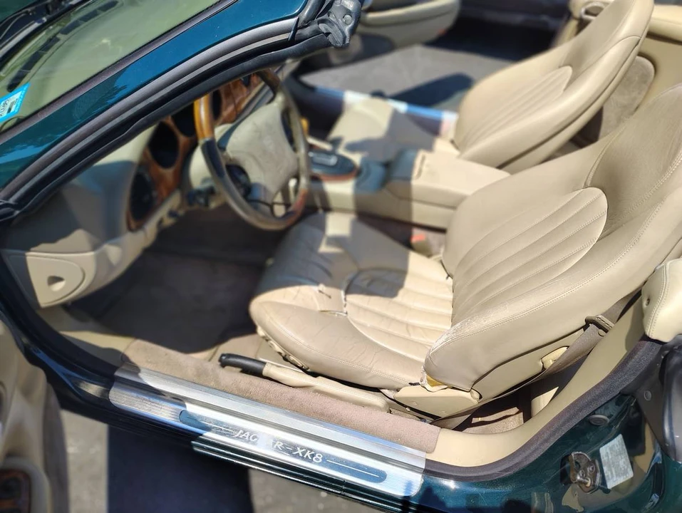 1998 Jaguar X100 XK8 - Image 11 of 15