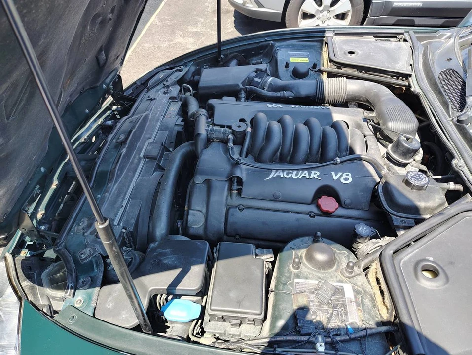 1998 Jaguar X100 XK8 - Image 8 of 15