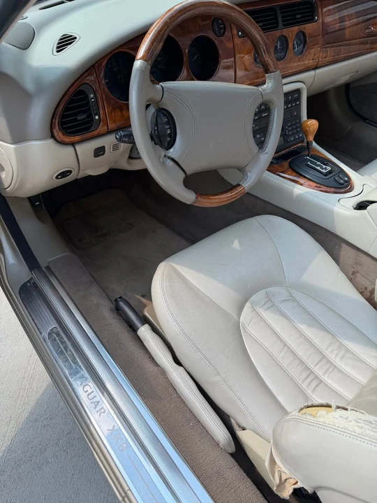 1998 Jaguar X100 XK8 - Image 13 of 20