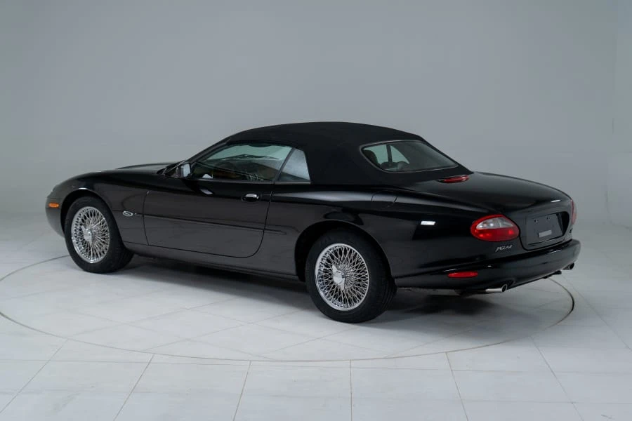 1998 Jaguar X100 XK8 - Image 16 of 31