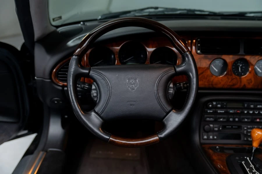1998 Jaguar X100 XK8 - Image 27 of 31