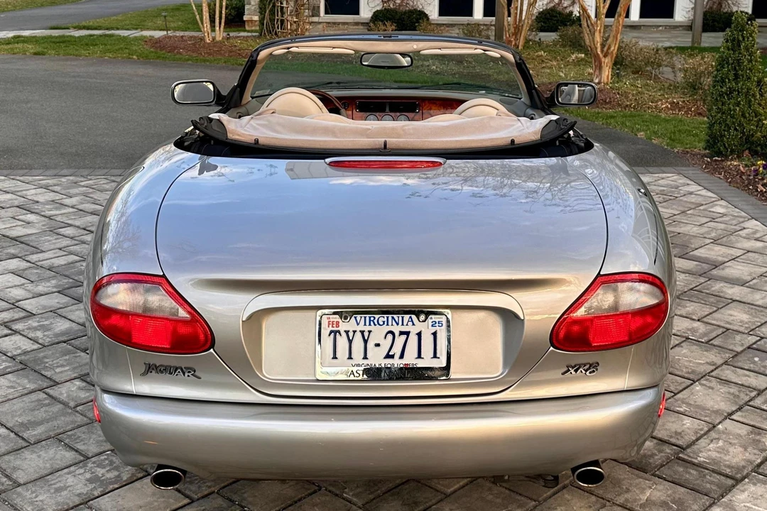 1998 Jaguar X100 XK8 - Image 9 of 31