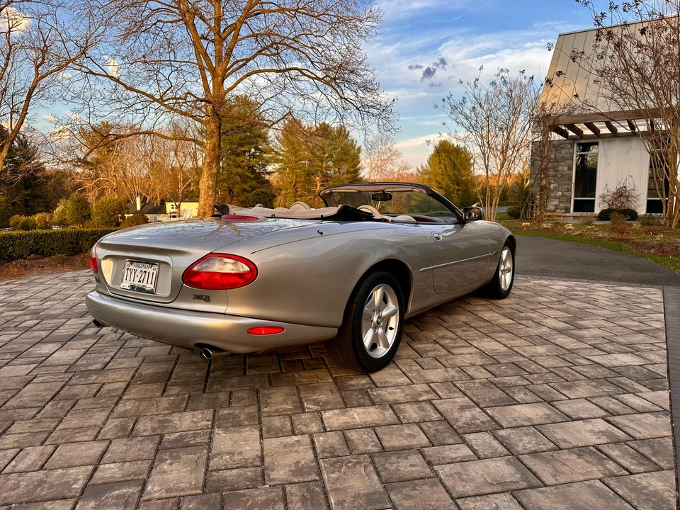 1998 Jaguar X100 XK8 - Image 10 of 31