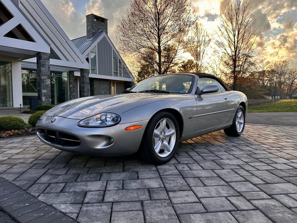 1998 Jaguar X100 XK8 - Image 16 of 31