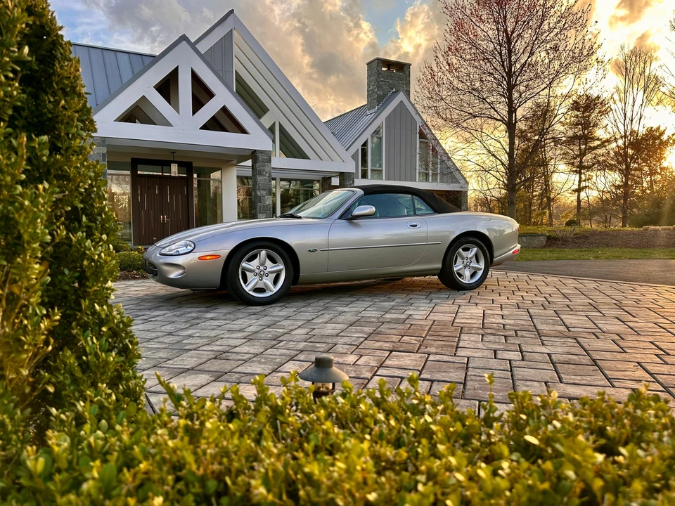 1998 Jaguar X100 XK8 - Image 18 of 31