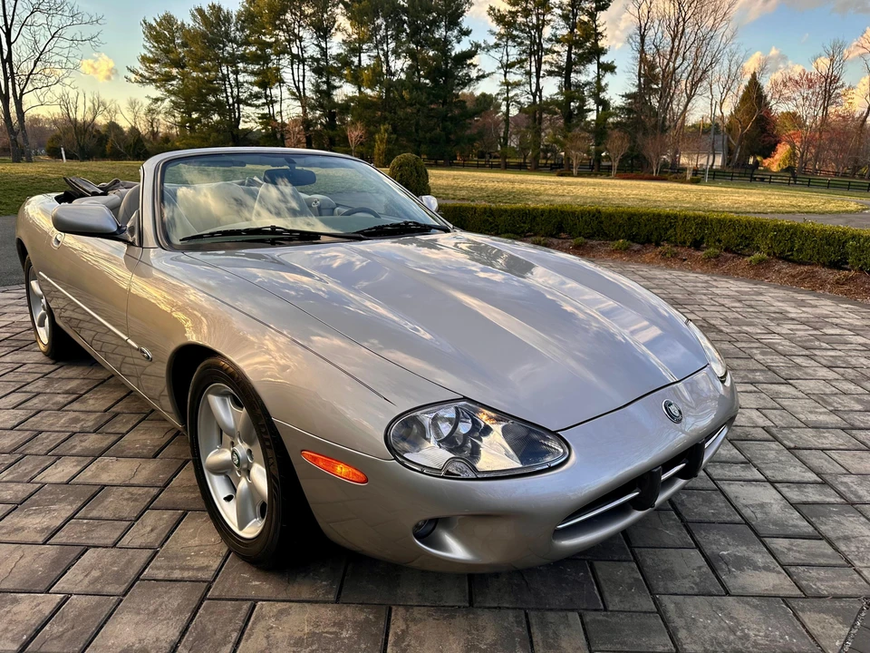 1998 Jaguar X100 XK8 - Image 11 of 31