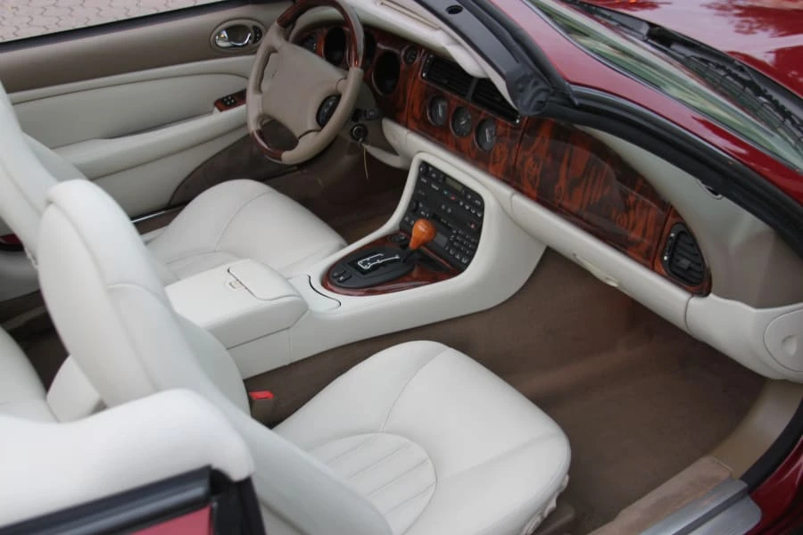 1998 Jaguar X100 XK8 - Image 4 of 8