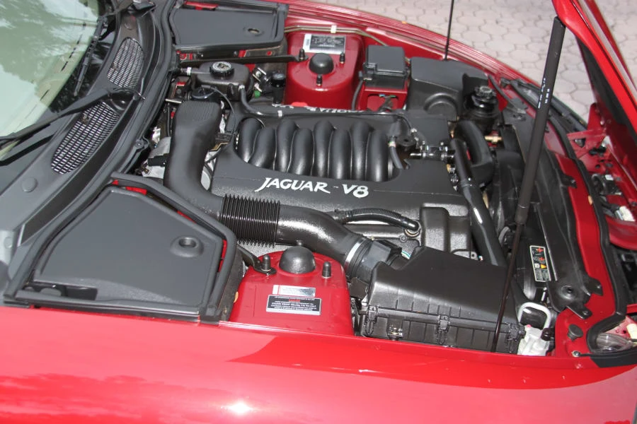 1998 Jaguar X100 XK8 - Image 6 of 8