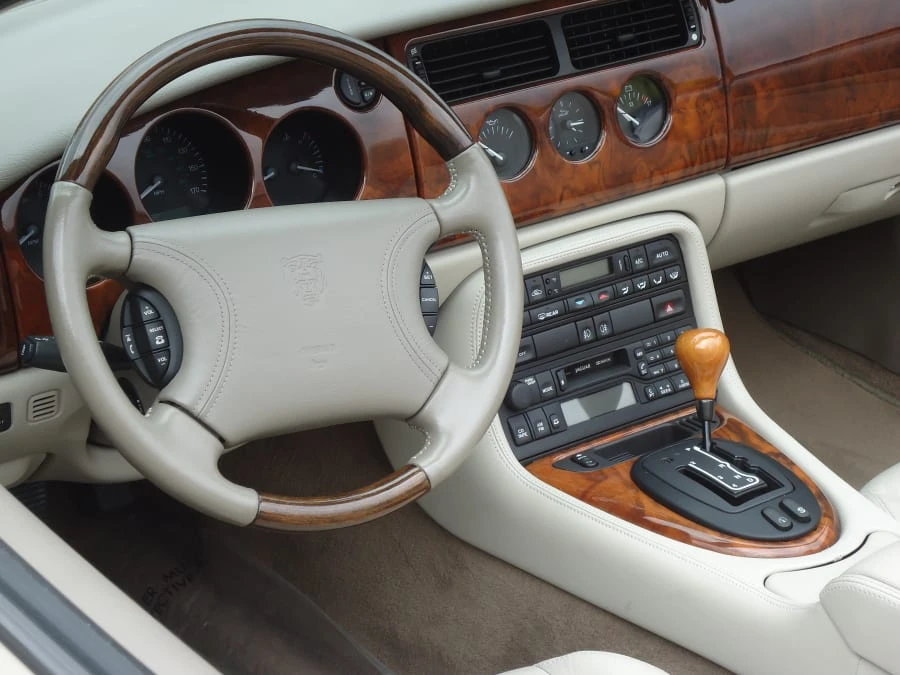 1998 Jaguar X100 XK8 - Image 2 of 7