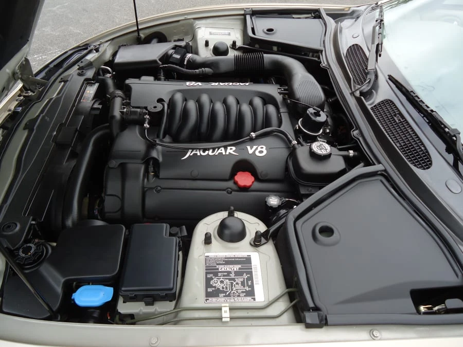 1998 Jaguar X100 XK8 - Image 4 of 7