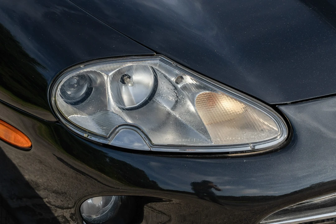 1998 Jaguar X100 XK8 - Image 21 of 31