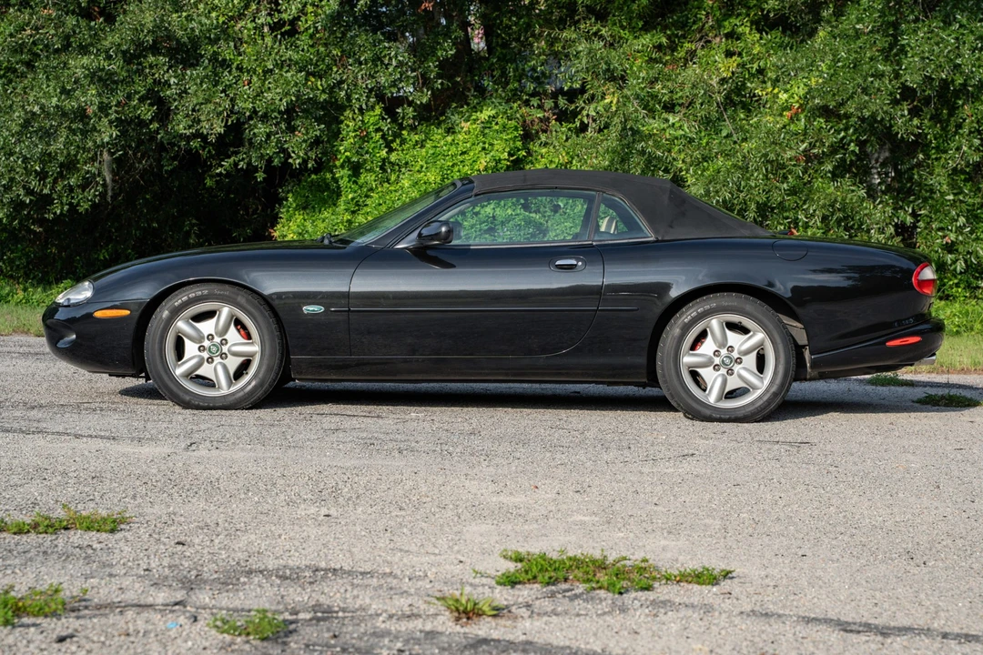 1998 Jaguar X100 XK8 - Image 12 of 31