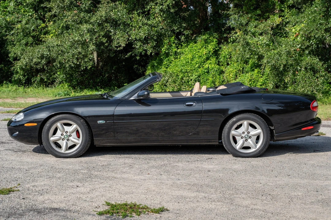 1998 Jaguar X100 XK8 - Image 3 of 31
