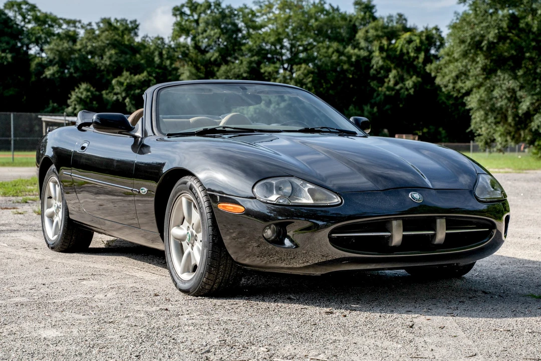 1998 Jaguar X100 XK8 - Image 8 of 31