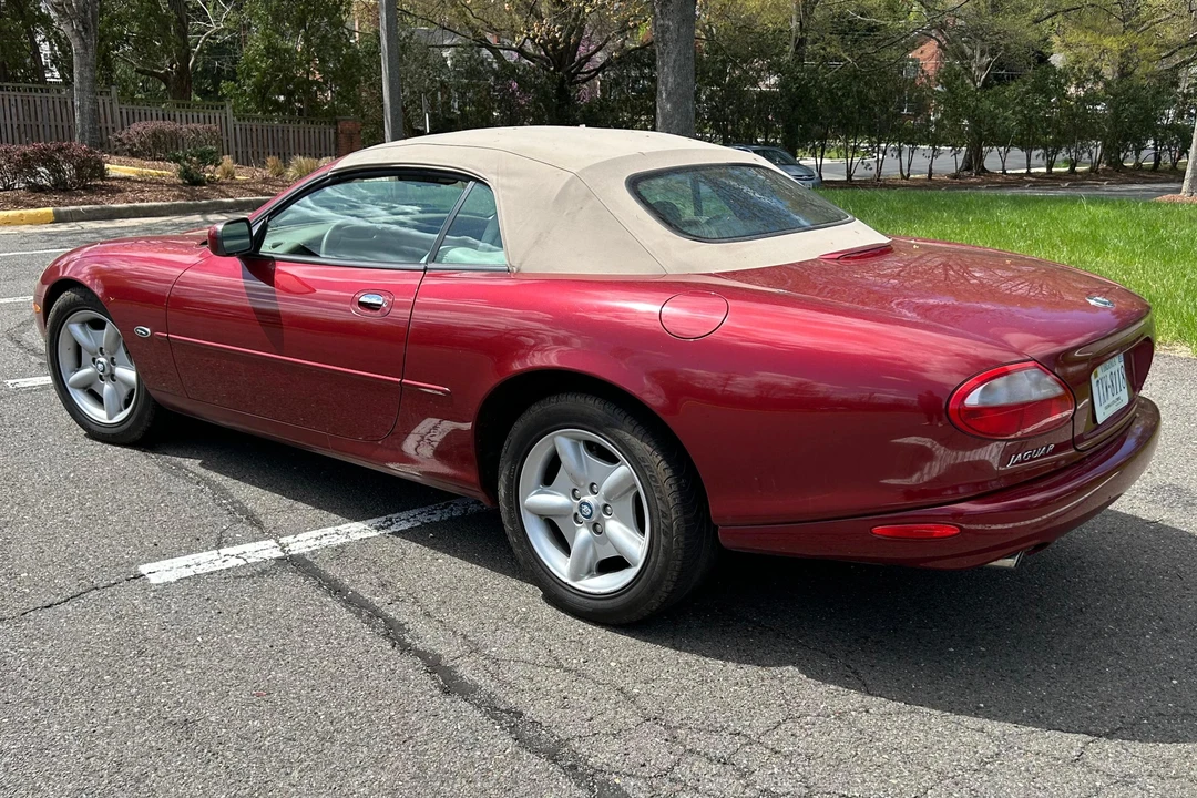 1998 Jaguar X100 XK8 - Image 4 of 31