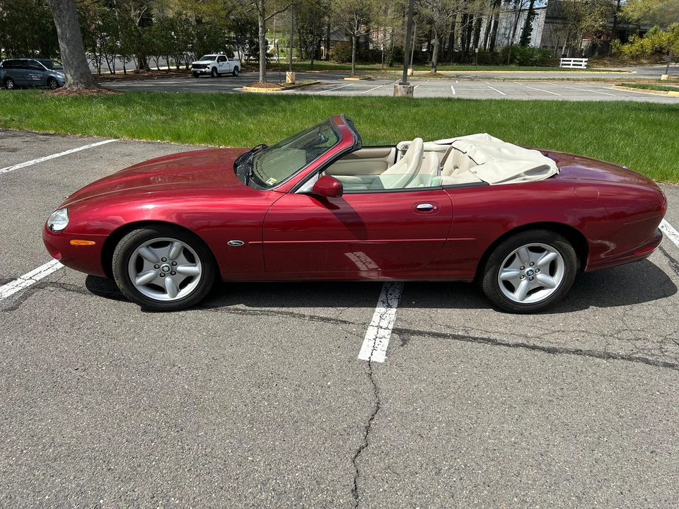 1998 Jaguar X100 XK8 - Image 10 of 31