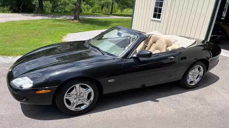 1998 Jaguar X100 XK8 - Image 9 of 14