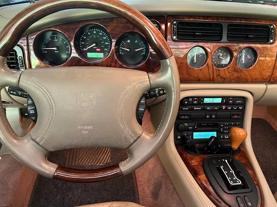 1998 Jaguar X100 XK8 - Image 13 of 14
