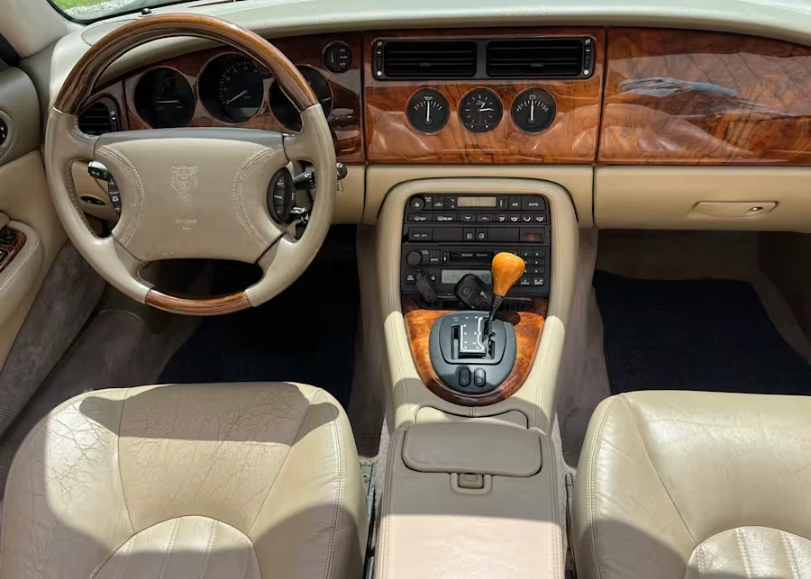 1998 Jaguar X100 XK8 - Image 12 of 14