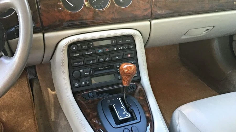 1998 Jaguar X100 XK8 - Image 9 of 12