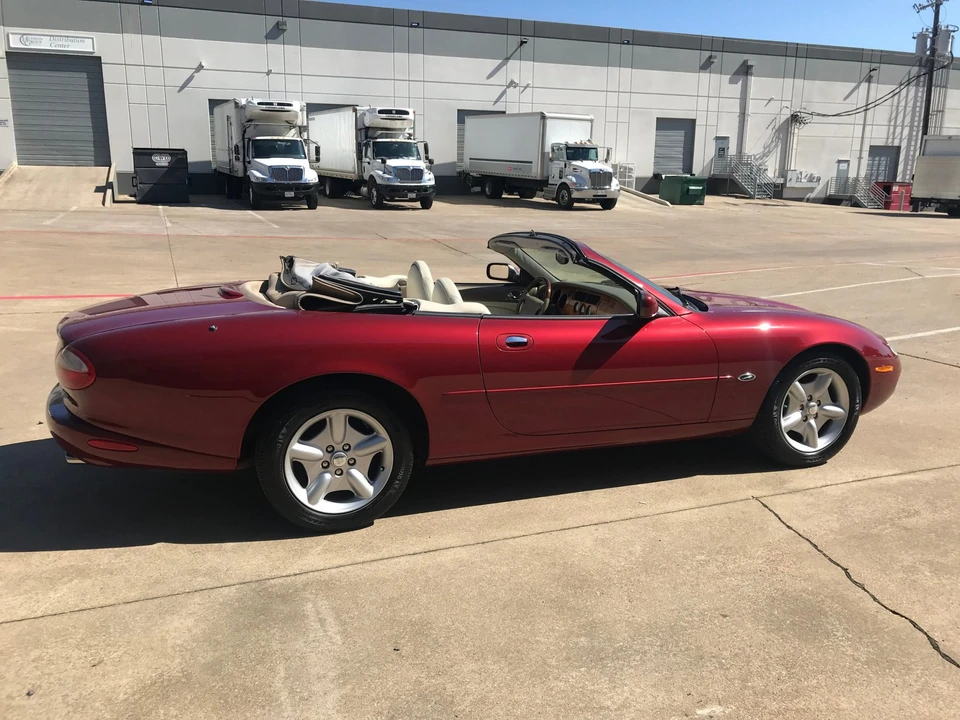 1998 Jaguar X100 XK8 - Image 24 of 31