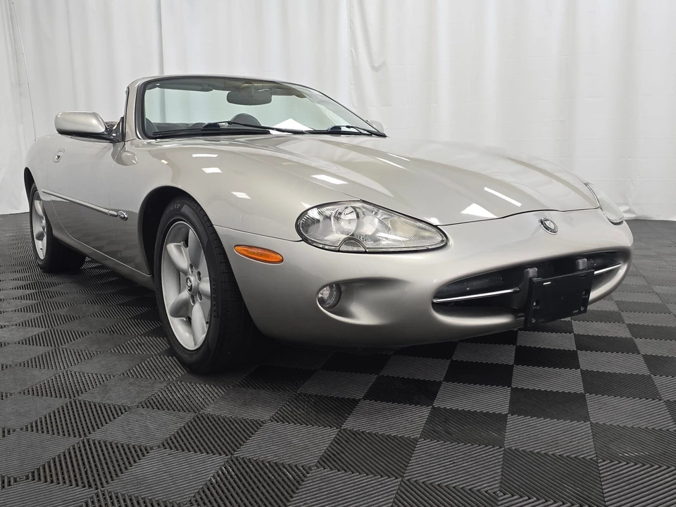 1998 Jaguar X100 XK8 - Image 4 of 31