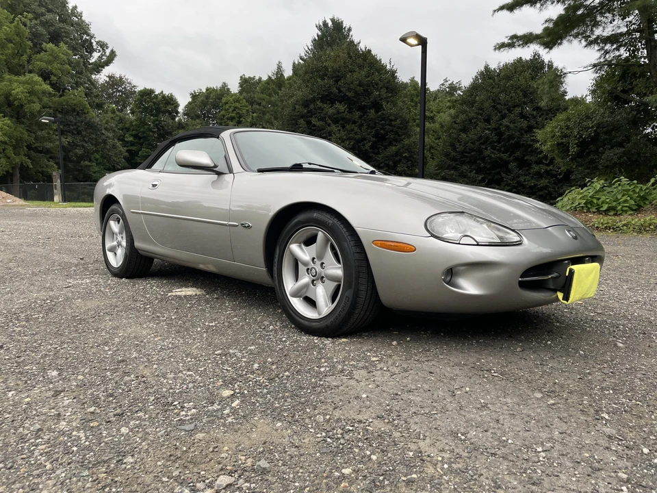 1998 Jaguar X100 XK8 - Image 2 of 31