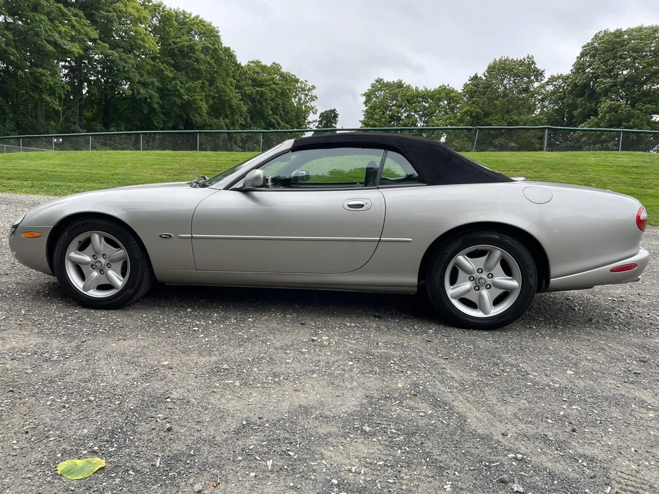 1998 Jaguar X100 XK8 - Image 12 of 31