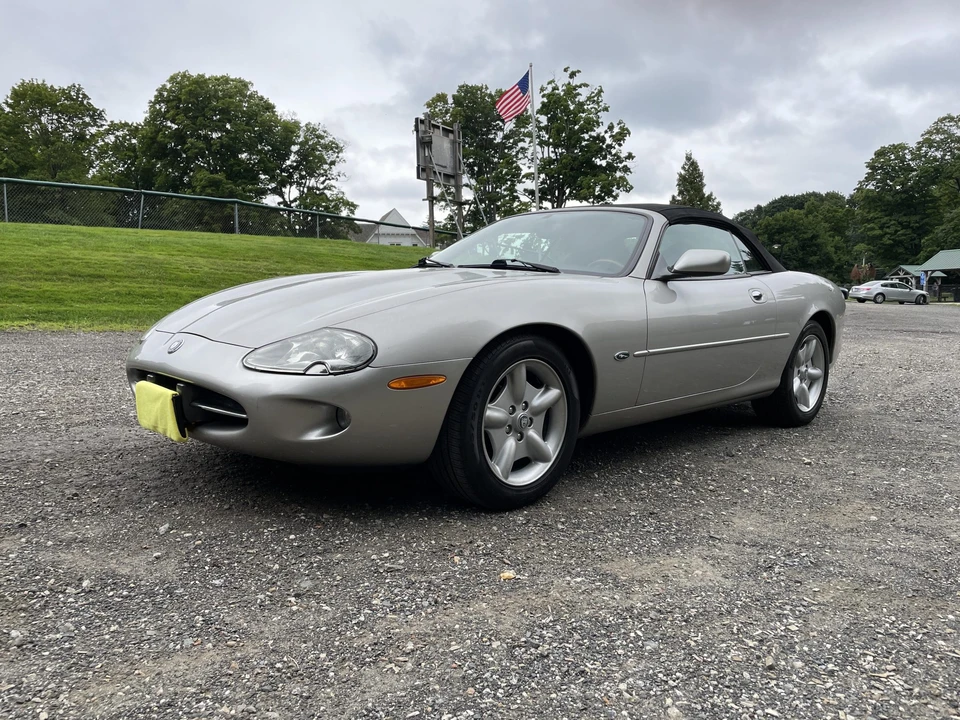 1998 Jaguar X100 XK8 - Image 11 of 31