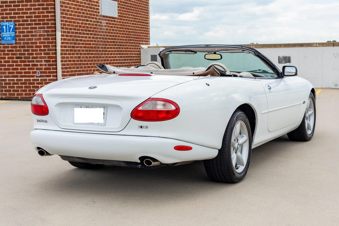 1998 Jaguar X100 XK8 - Image 11 of 31